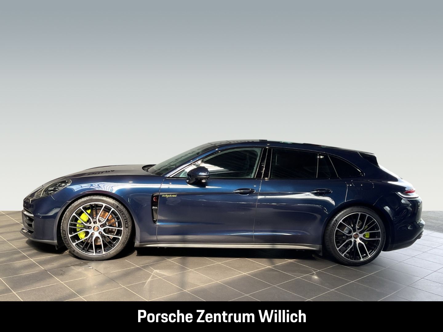 Porsche Panamera 4 E-Hybrid Sport Turismo InnoDrive BOSE imagem 2