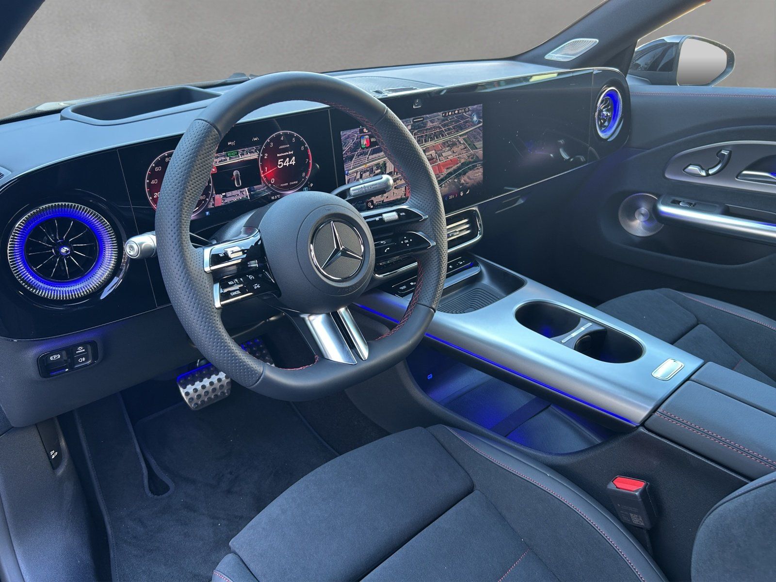 Fahrzeugabbildung Mercedes-Benz 4M Coupé AMG BURM Pano HEADUP 360° AHK Superscre
