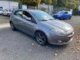 Fiat Bravo 1.4 16V TÜV 10/27 - gebrauchte Fiat Bravo aus dem Jahr 2011