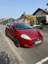 Fiat Grande Punto 1.4 8V Active Active - rote Fiat Grande Punto