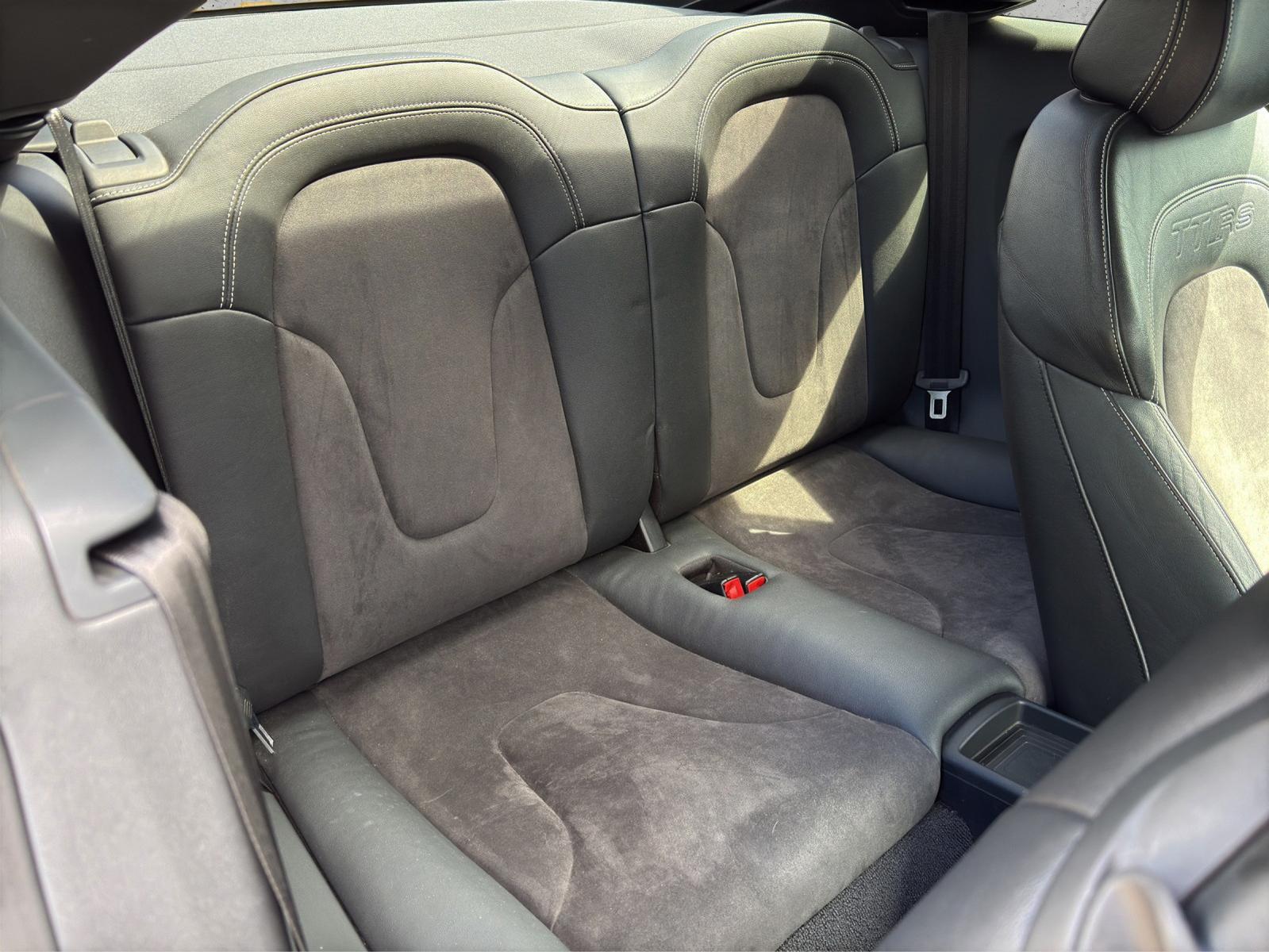 Audi 2.5 TFSI TT RS Coupe quattro+XENON+BOSE+NAVI+TEM