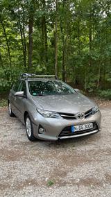 Toyota Auris 1,6-l-Valvematic Executive Executive