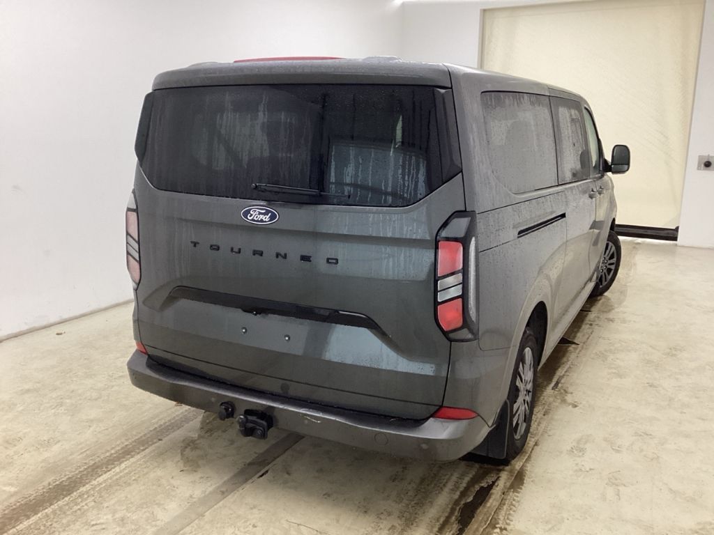 Fahrzeugabbildung Ford Tourneo Custom 320 L2 Titanium FWD Titanium LED