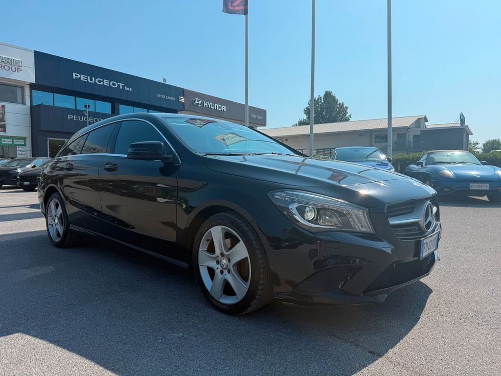 Image of Mercedes-Benz CLA 180