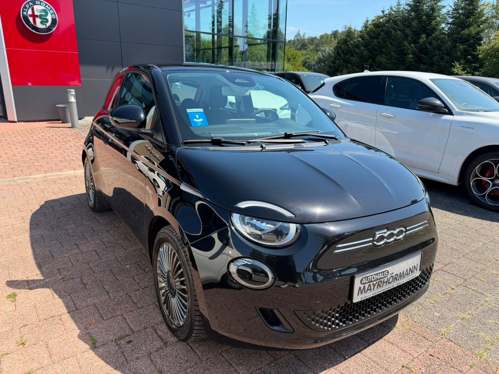 Fahrzeugabbildung Fiat 500 e Icon