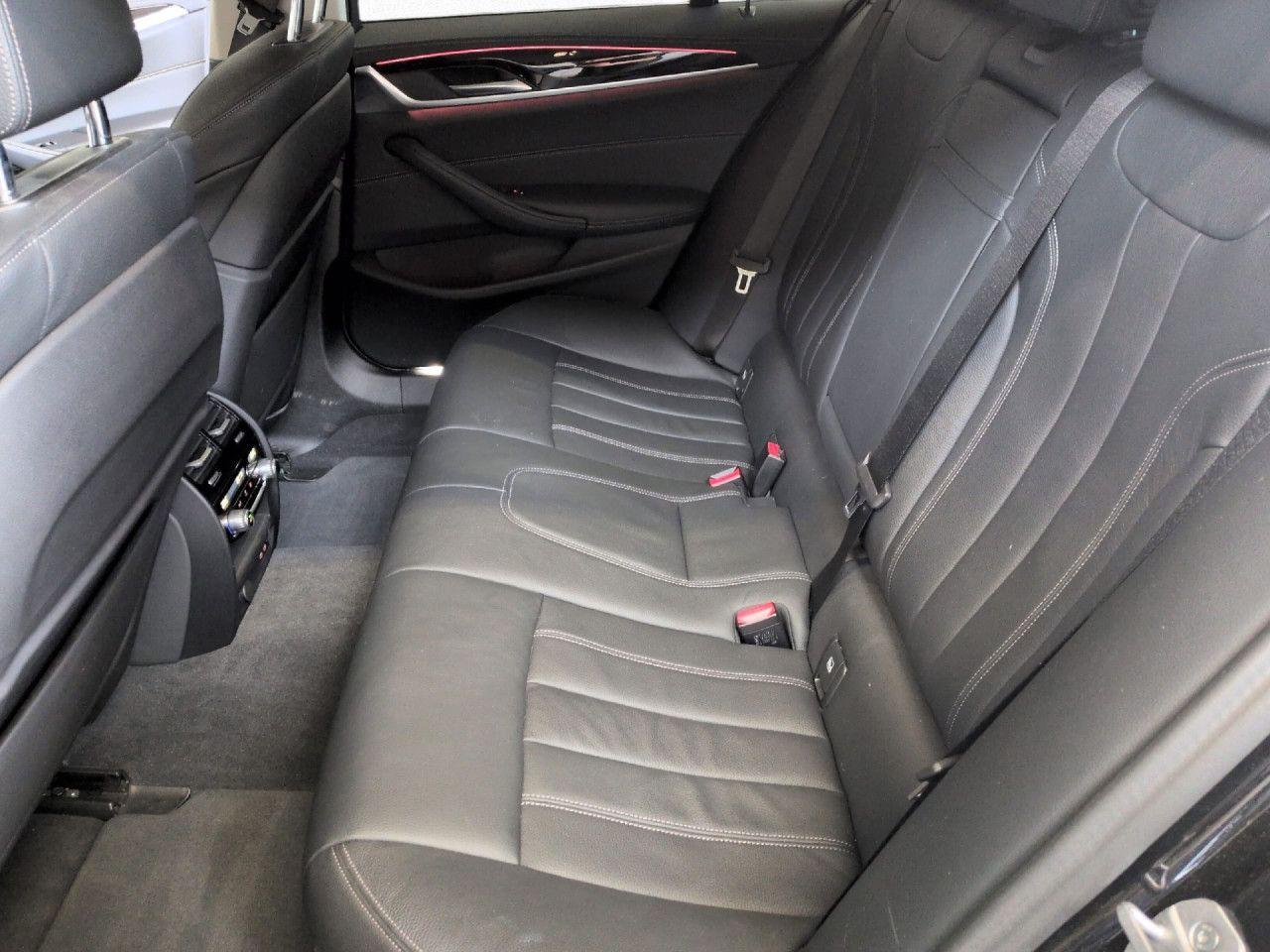 BMW 530i xD T Luxury Laser DAPr 360 HUD Sthz Massage