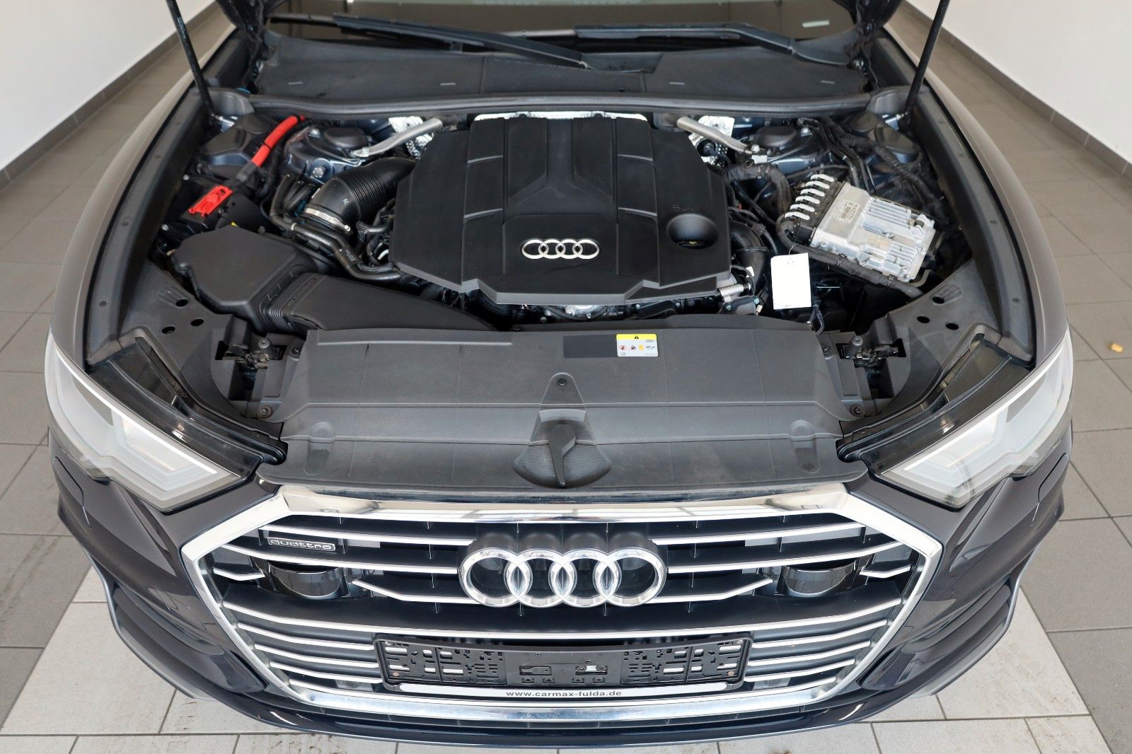 Fahrzeugabbildung Audi A6 45 TDI quattro S Line T.Leder,Navi,LED,ACC,SH