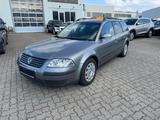Volkswagen Passat Variant Family 1.6-AHK-KLIMA-SHZ- - gebrauchte VW Passat Variant aus dem Jahr 2004