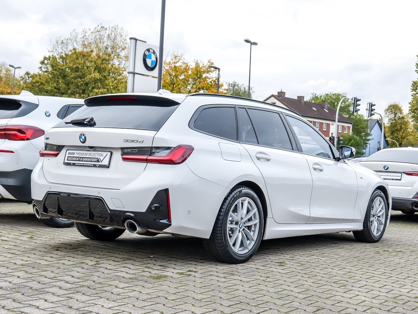 BMW 330 - Bild 2