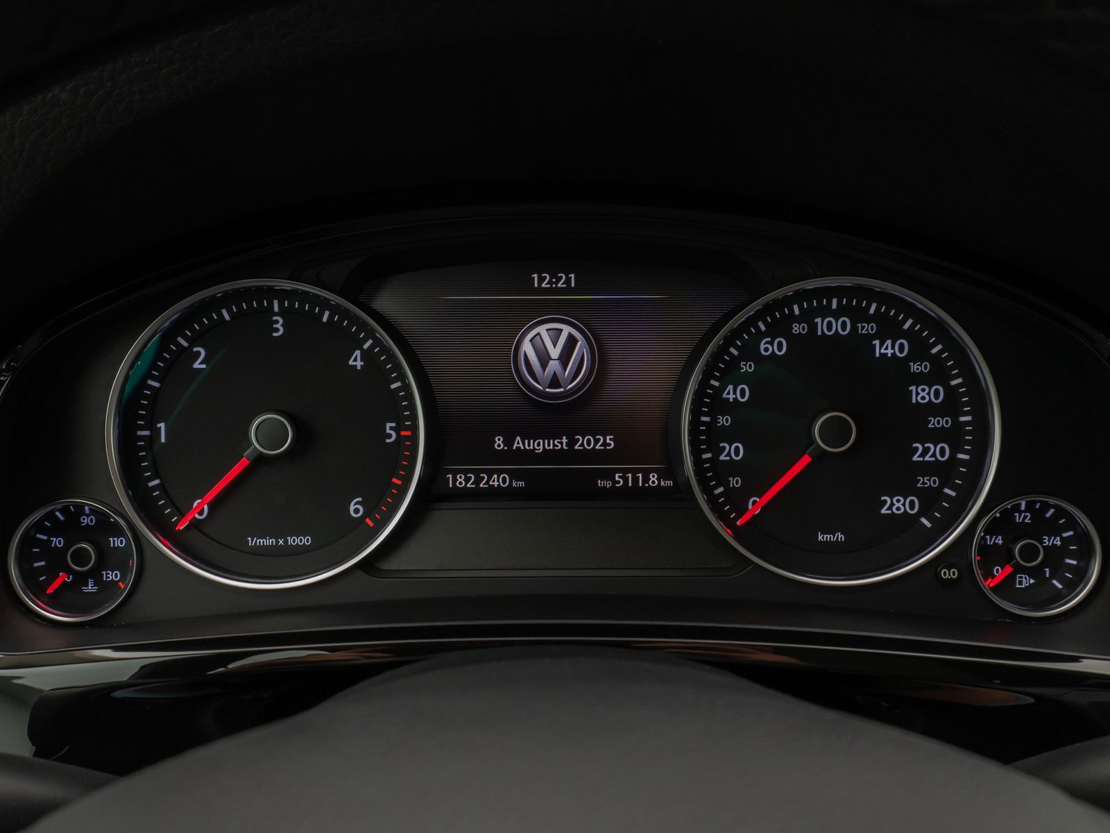 Fahrzeugabbildung Volkswagen Touareg 3.0 TDI V6 Terrain Tech 4Mot PDC BiXenon