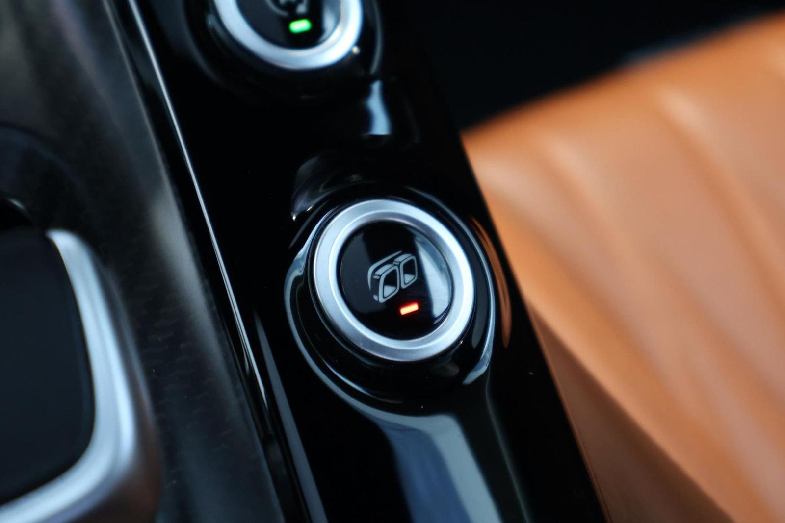 Mercedes-Benz AMG GT 4.0 S / Burmester / Panorama / Carbon / P