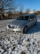 Mercedes-Benz Mercedes E 200 CGI Kombi W212 - Mercedes-Benz 212 k