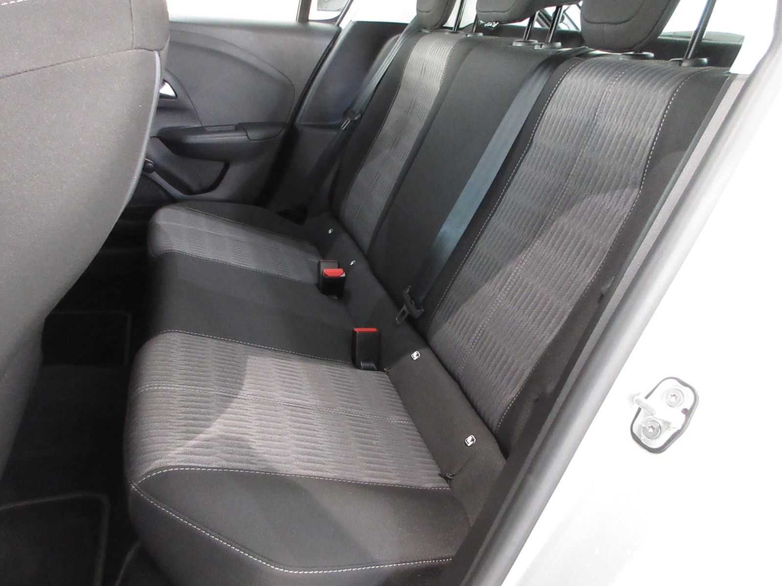 Fahrzeugabbildung Opel Corsa 1.2 T Elegance LED/NAVI/PDC/ALU/TEMPO