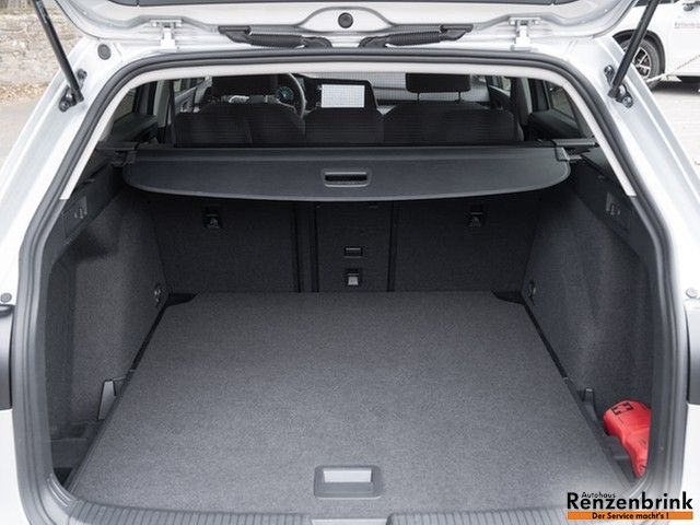 Golf VIII Variant Style TDI DSG Matrix ACC Lenkr