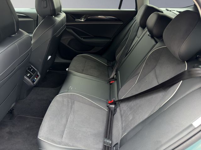 Passat Variant 1.5eTSI DSG Busisness AHK