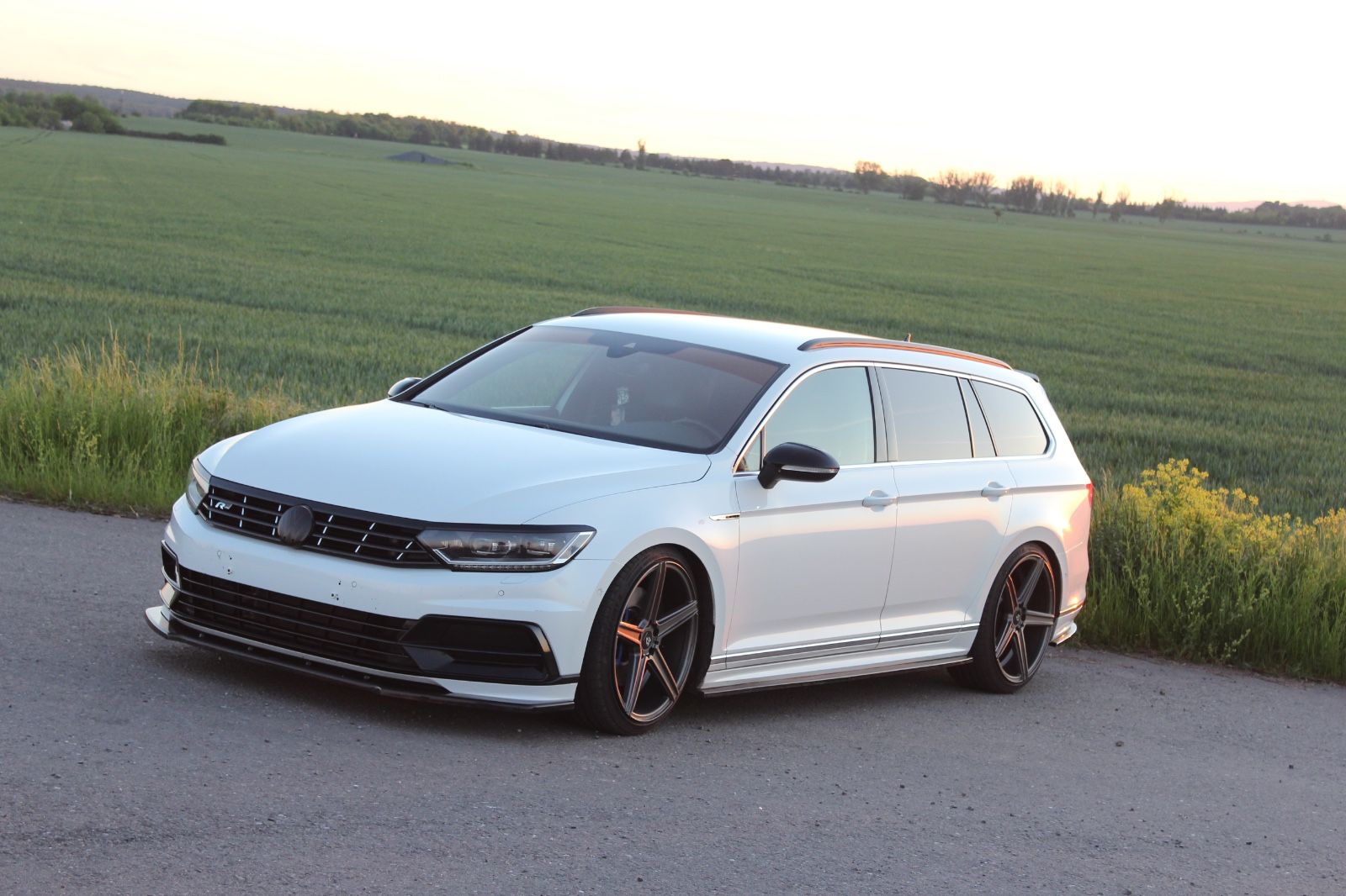 VW Passat Variant 2.0 TSI DSG 4MOTION Highline ...