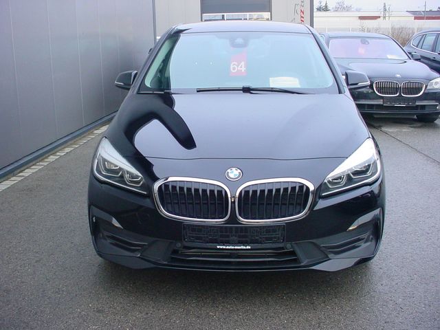 BMW 218i nur 29"KM*NAVI*PDC vorne und hinten *LED