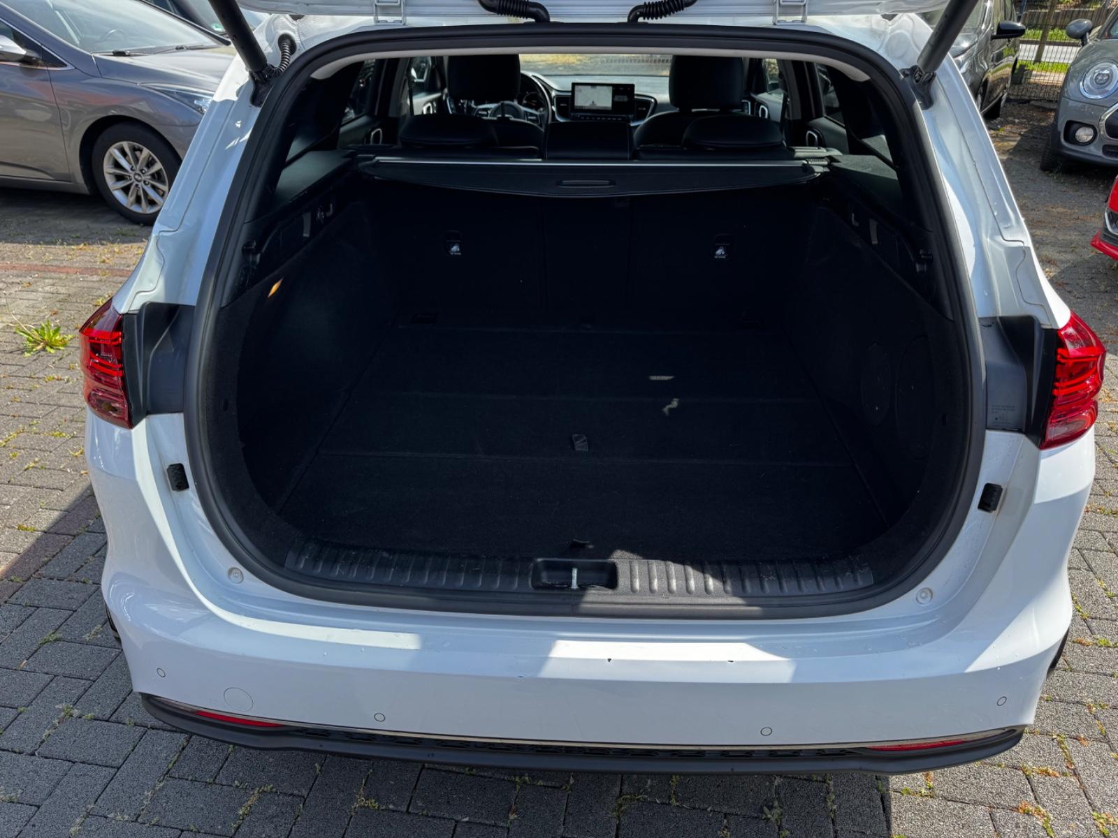Kia cee'd Sportswagon GT Line Leder Pano VOLL