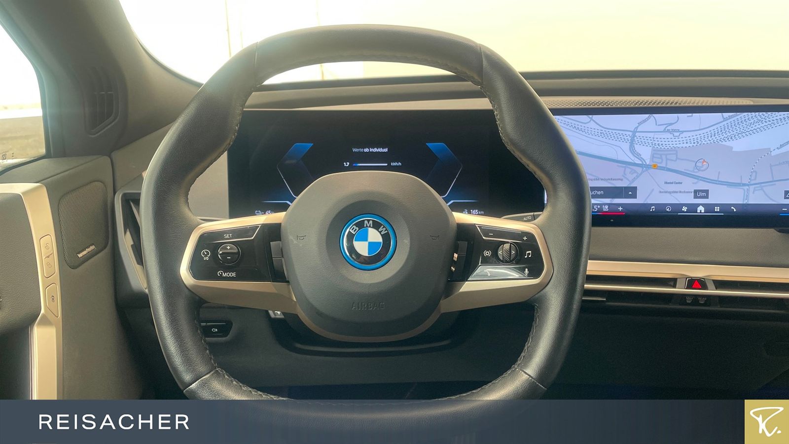 BMW iX xDrive40 Sportpaket SkyLou AHK DAProf foto 5