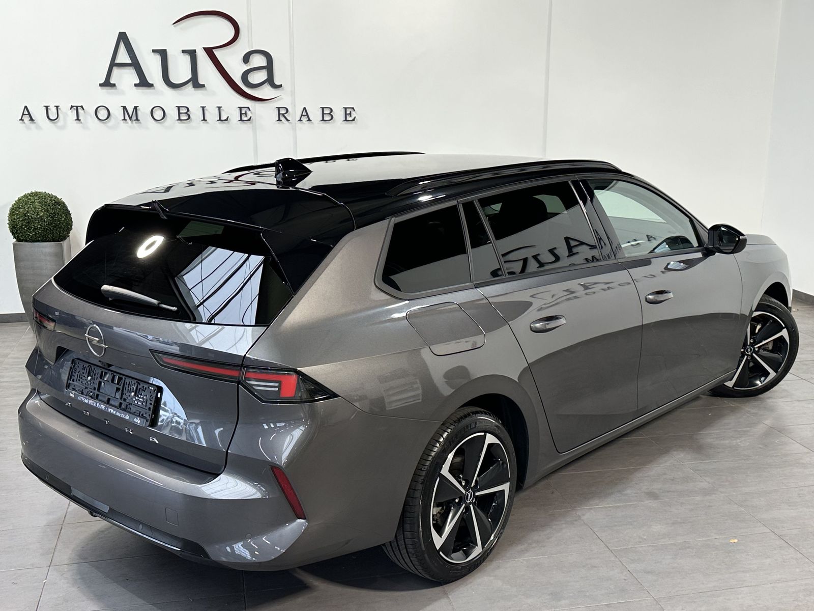 Fahrzeugabbildung Opel Astra SpT 1.5 D Aut. Elegance NAV+LED+KAM+WIDE