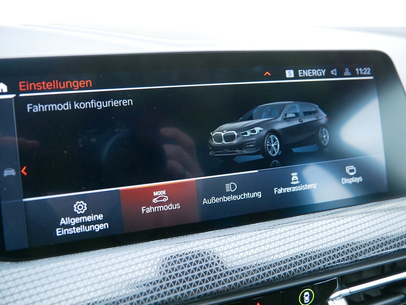 Fahrzeugabbildung BMW 120i 2.0 Sport Line DSG ACC NAVI PDC SHZ+LHZ ALU