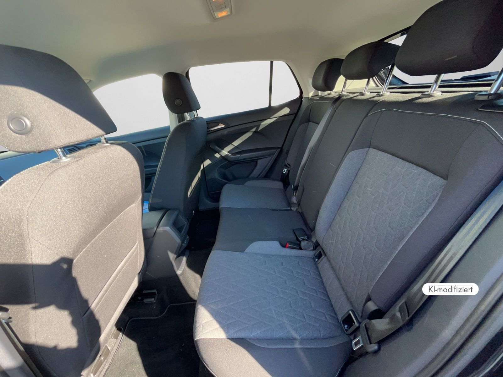 Volkswagen T-Cross - Bild 15