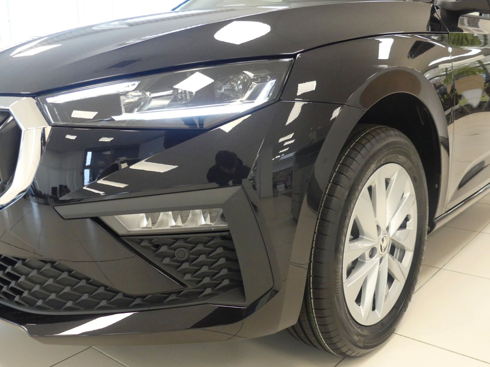 Fahrzeugabbildung SKODA Scala 1.0 TSI DSG Selection *NAV*Winter-Pkt.*LED