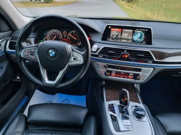 BMW 730 - 11