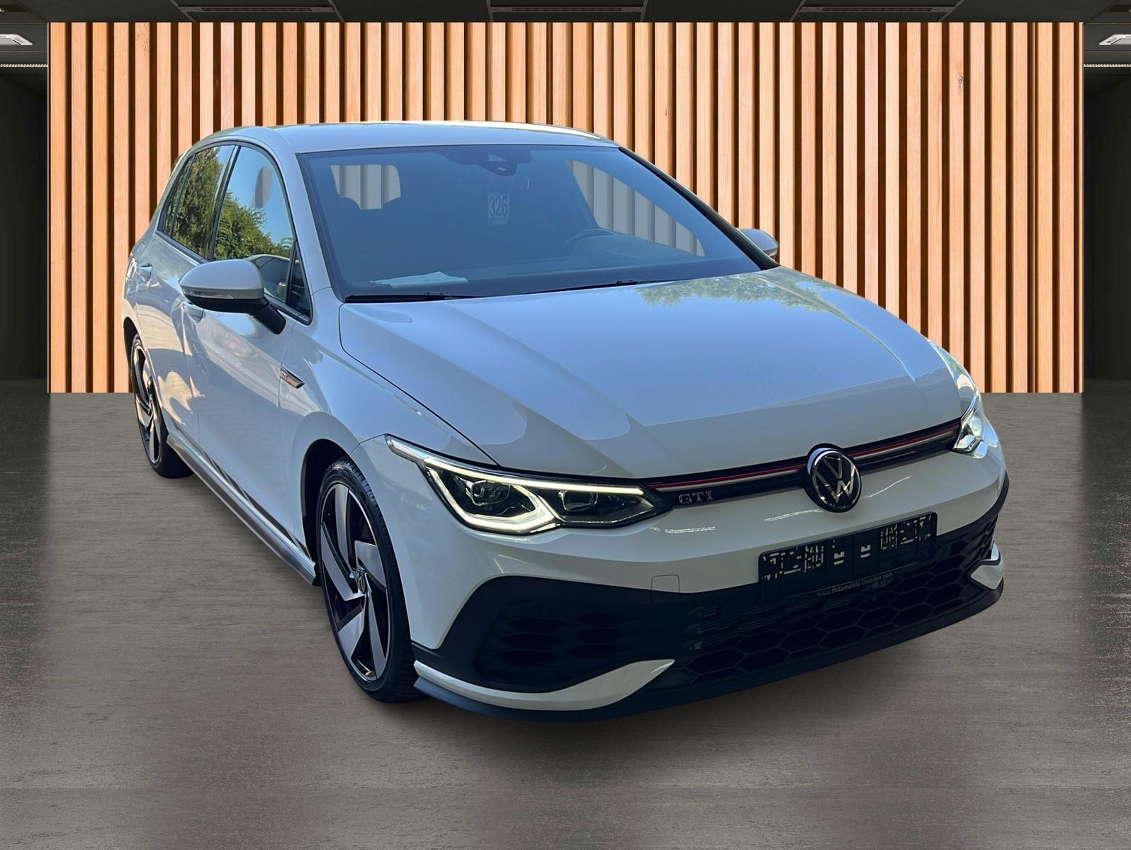 Volkswagen Golf 2.0 TSI GTI Clubsport*Navi*DAB*LED*KeyGo, миниатюра 16