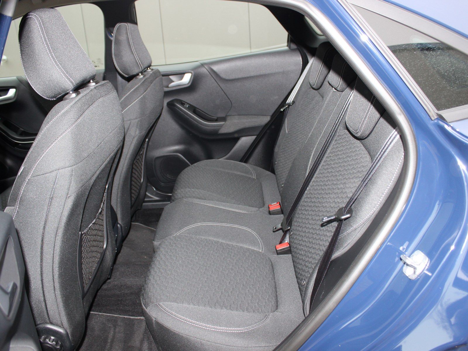 Fahrzeugabbildung Ford Puma Titanium 1,0 EcoBoost Start/Stopp