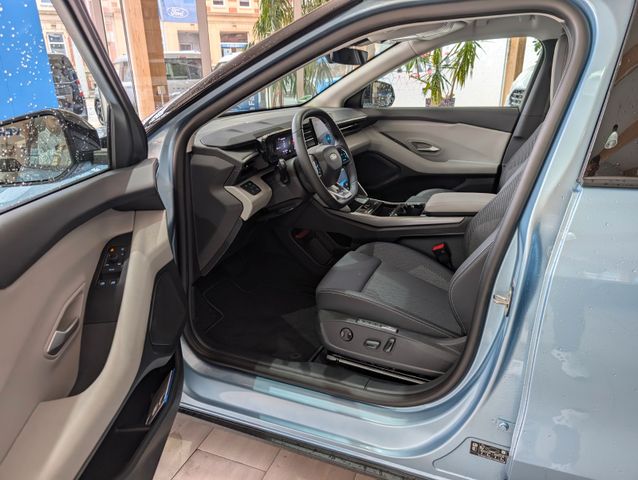 Ford Explorer RWD