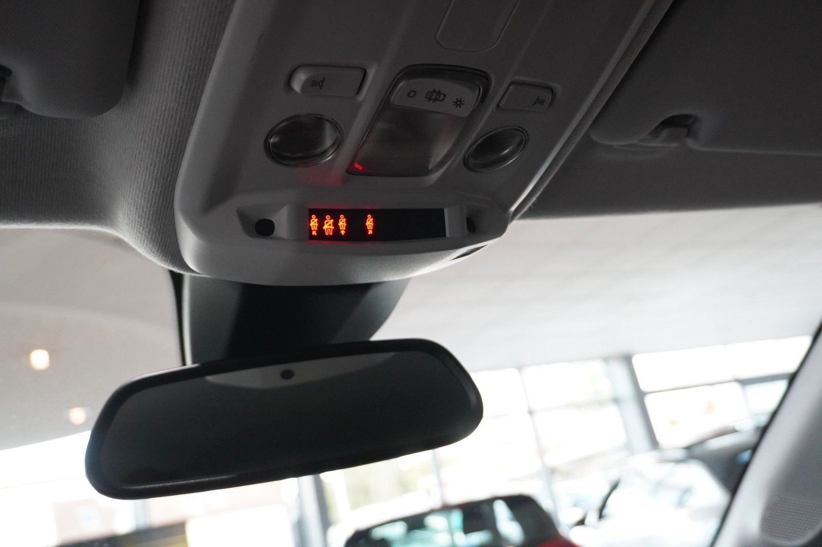 Fahrzeugabbildung Opel Mokka 1.2T ELEGANCE NAVI/LED/KAMERA/SPORT/DAB+
