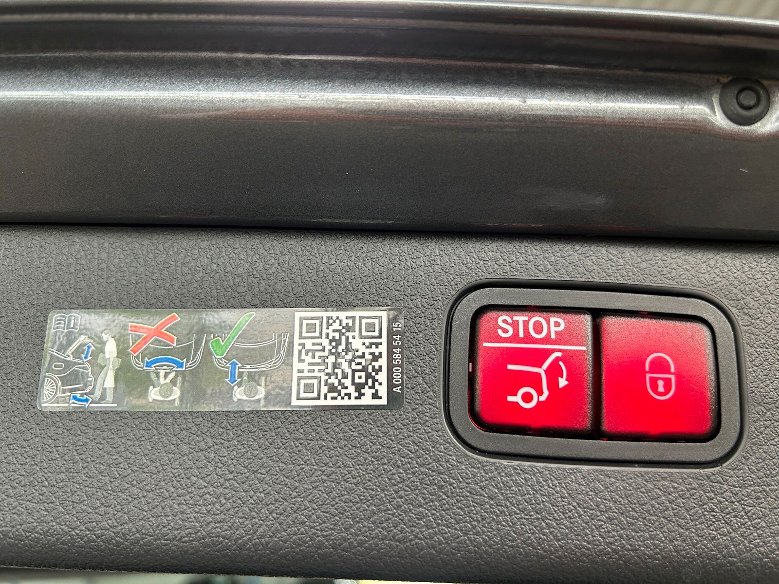 Mercedes-Benz C 200 - Bild 15