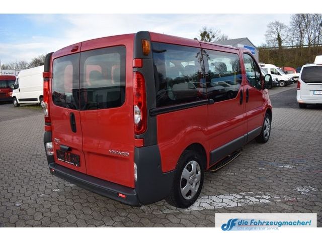 Fahrzeugabbildung Opel Vivaro Kasten Behindertengerecht 8024