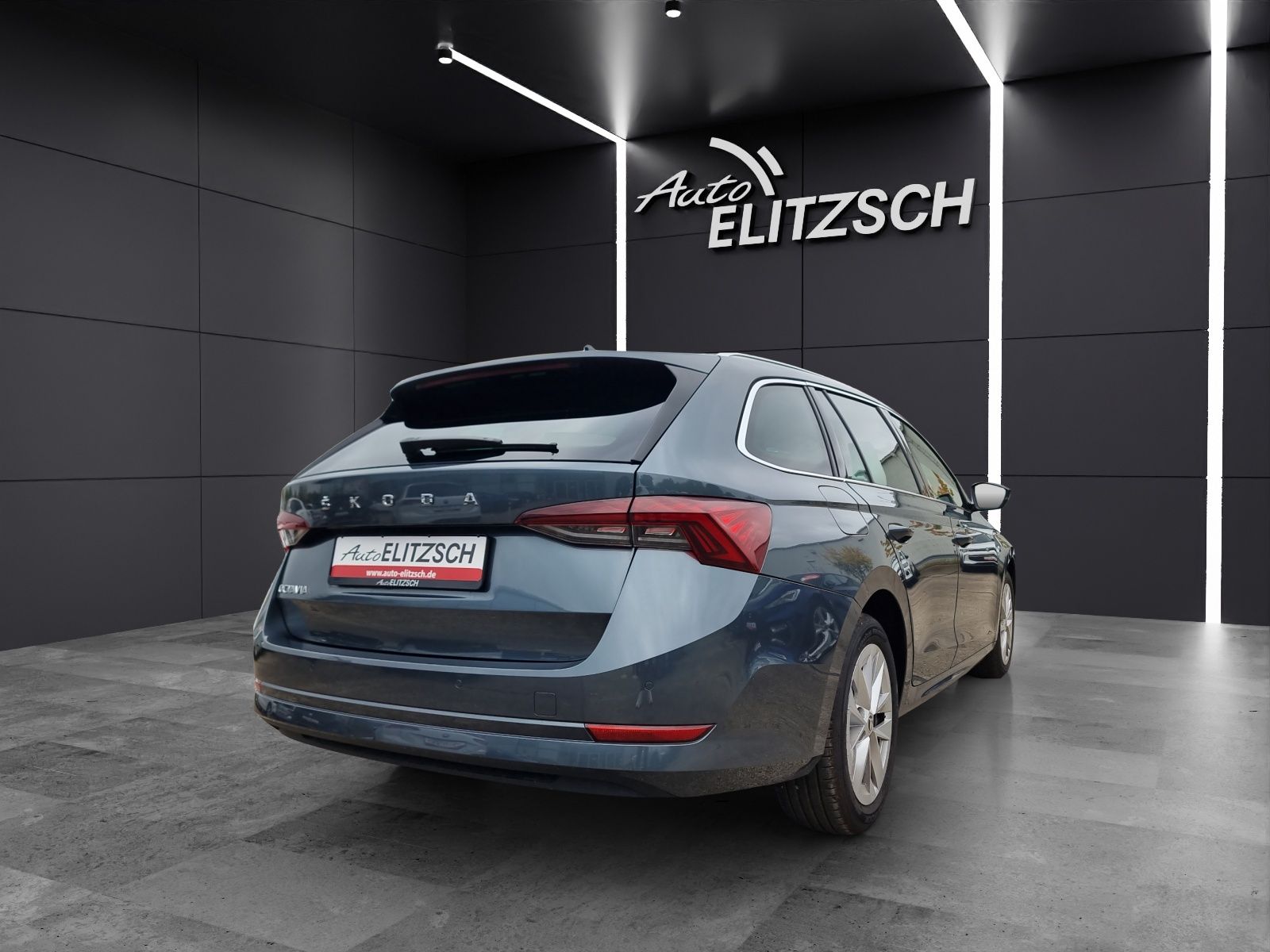 Fahrzeugabbildung SKODA Octavia Combi TDI First-Edition DSG LED Navi PDC