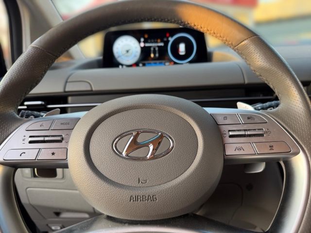 Fahrzeugabbildung Hyundai STARIA Signature 4WD 7-Sitzer +KLIMA+NAVI+SHZ+UV