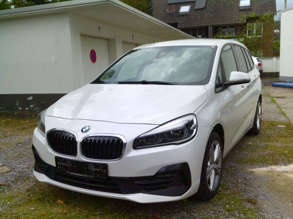 Image of BMW 218