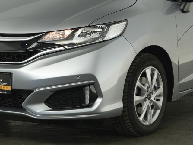 Jazz i-VTEC COMFORT+SITZHEIZUNG+PARKPILOT VO+HI+