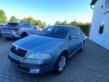 Skoda Octavia Lim. Ambiente 1.9 TDI/ Klimaautomatik/ - Skoda Octavia aus 2005 mit Diesel-Antrieb