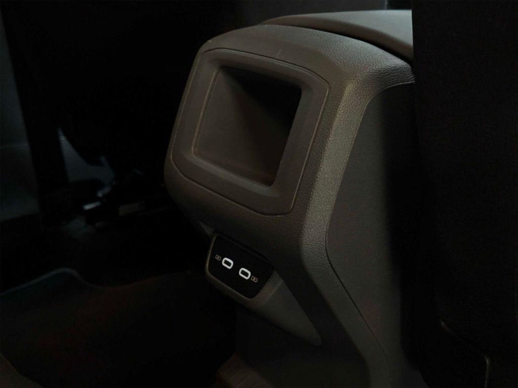 Fahrzeugbild 36