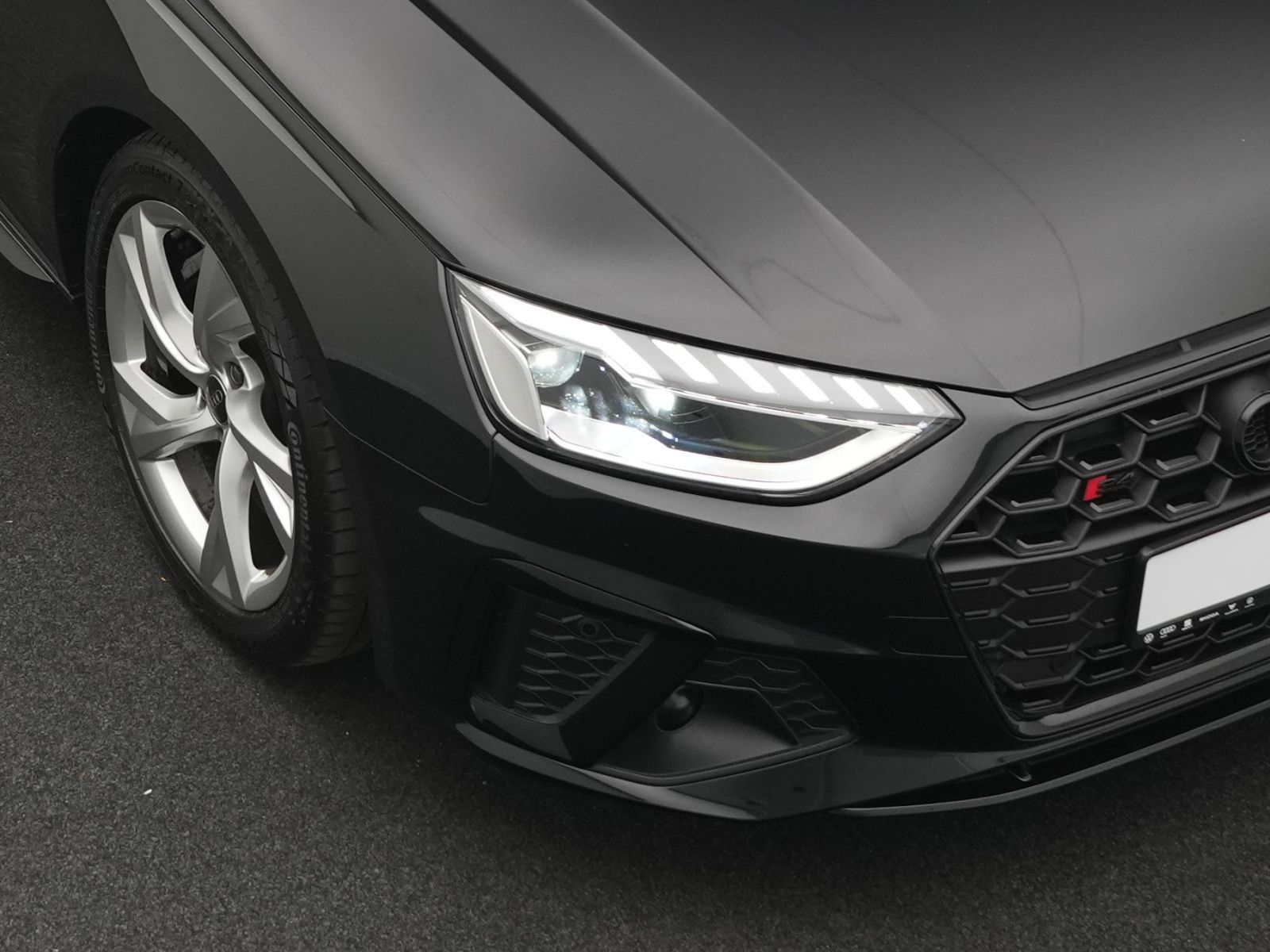 Audi S4 - Bild 13