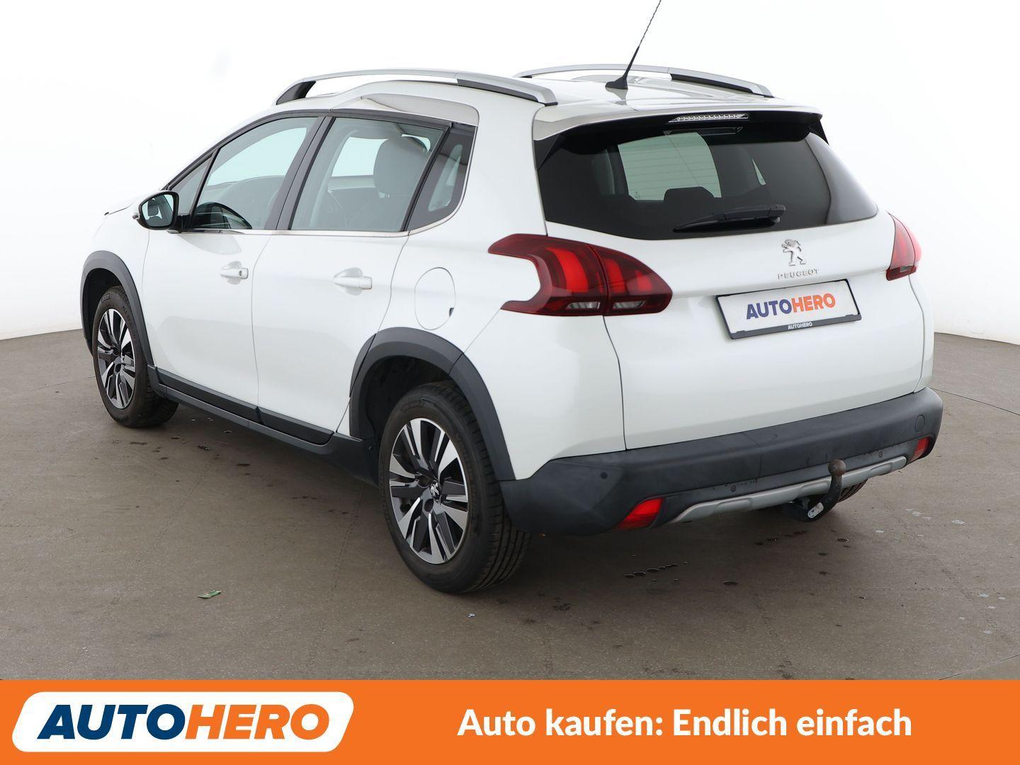 Peugeot 2008 1.2 PureTech Allure*NAVI*TEMPO*PDC*SHZ*
