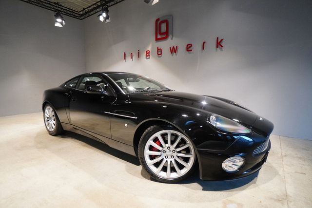 Aston Martin Vanquish V12*ufrei*erst 39tkm*schwarz/schwarz