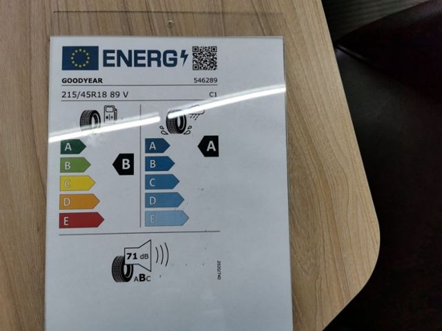 Fahrzeugabbildung SKODA Kamiq 1.5 TSI DSG Monte Carlo AHK NAVI KAMERA PD