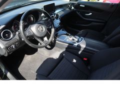 Fahrzeugabbildung Mercedes-Benz C 250 C -Klasse 1hd Navi Tempo PDC Scheckheftge