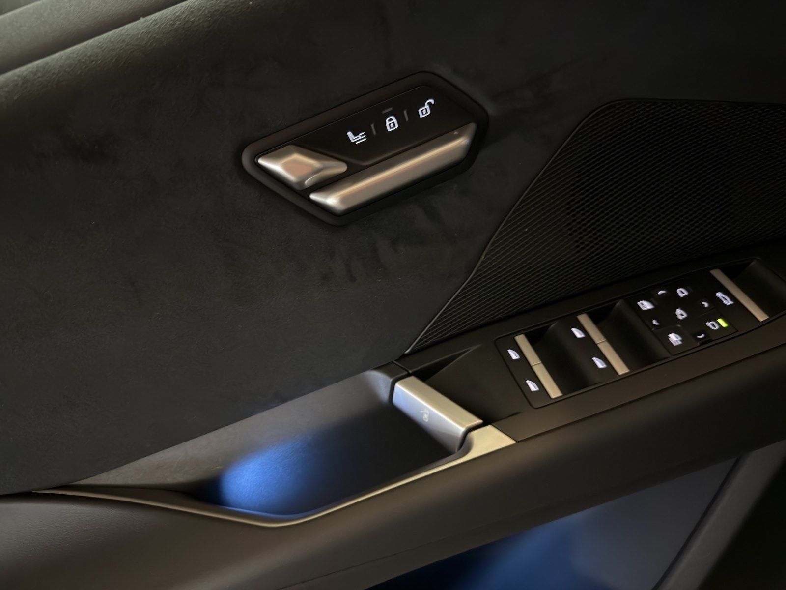 BMW iX3 - Bild 10