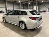 Toyota Corolla SPORTS DYNAMIC 1.8 HYBRID E-CVT - Toyota Corolla: Unfallwagen