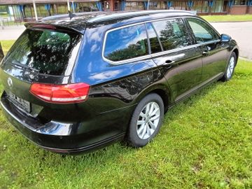 Volkswagen Passat Variant - 6