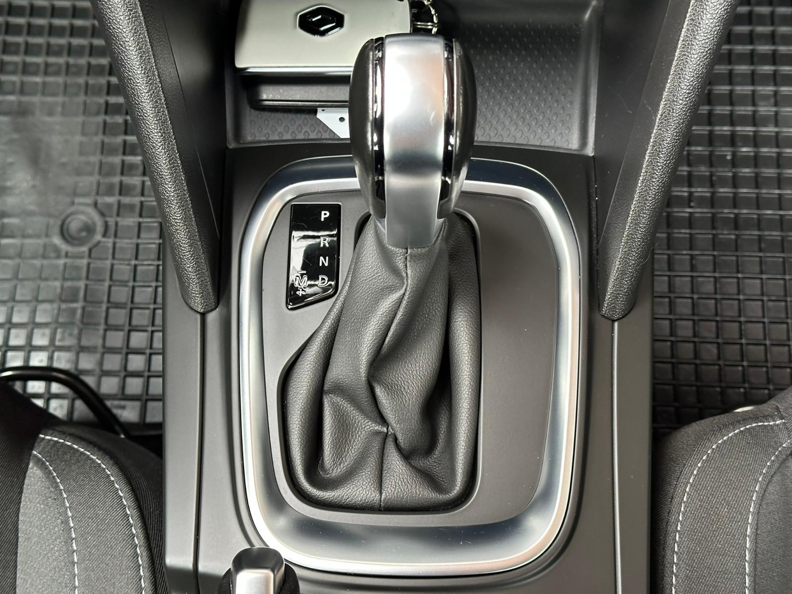 Renault Megane Grandtour TCe 140 EDC Zen*Navi*LED*DAB*AC