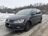 Volkswagen Sharan 2.0 TDI DSG Comfortline AHK  7 Sitzer 